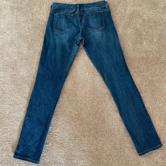 Guess Dark Wash Skinny Jeans 28 - Picture 3 of 7